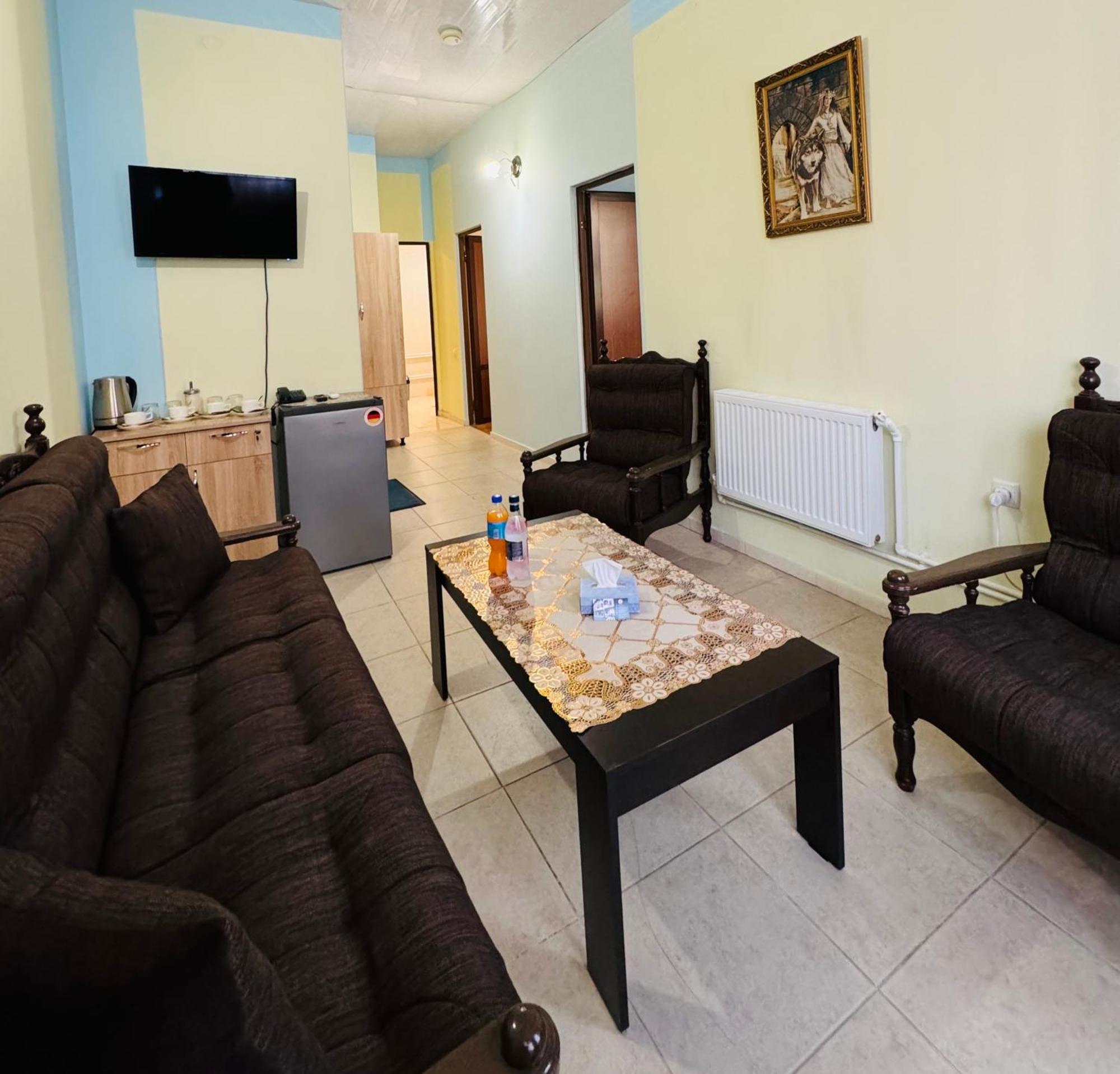 Alem Hotel Yerevan Exterior photo